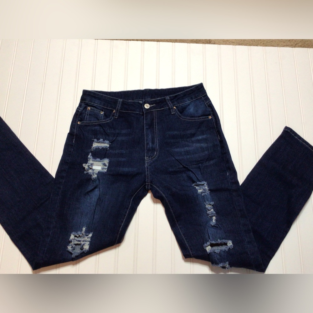 Ladies Distressed Blue Jeans XL (0202) - Picture 4 of 8